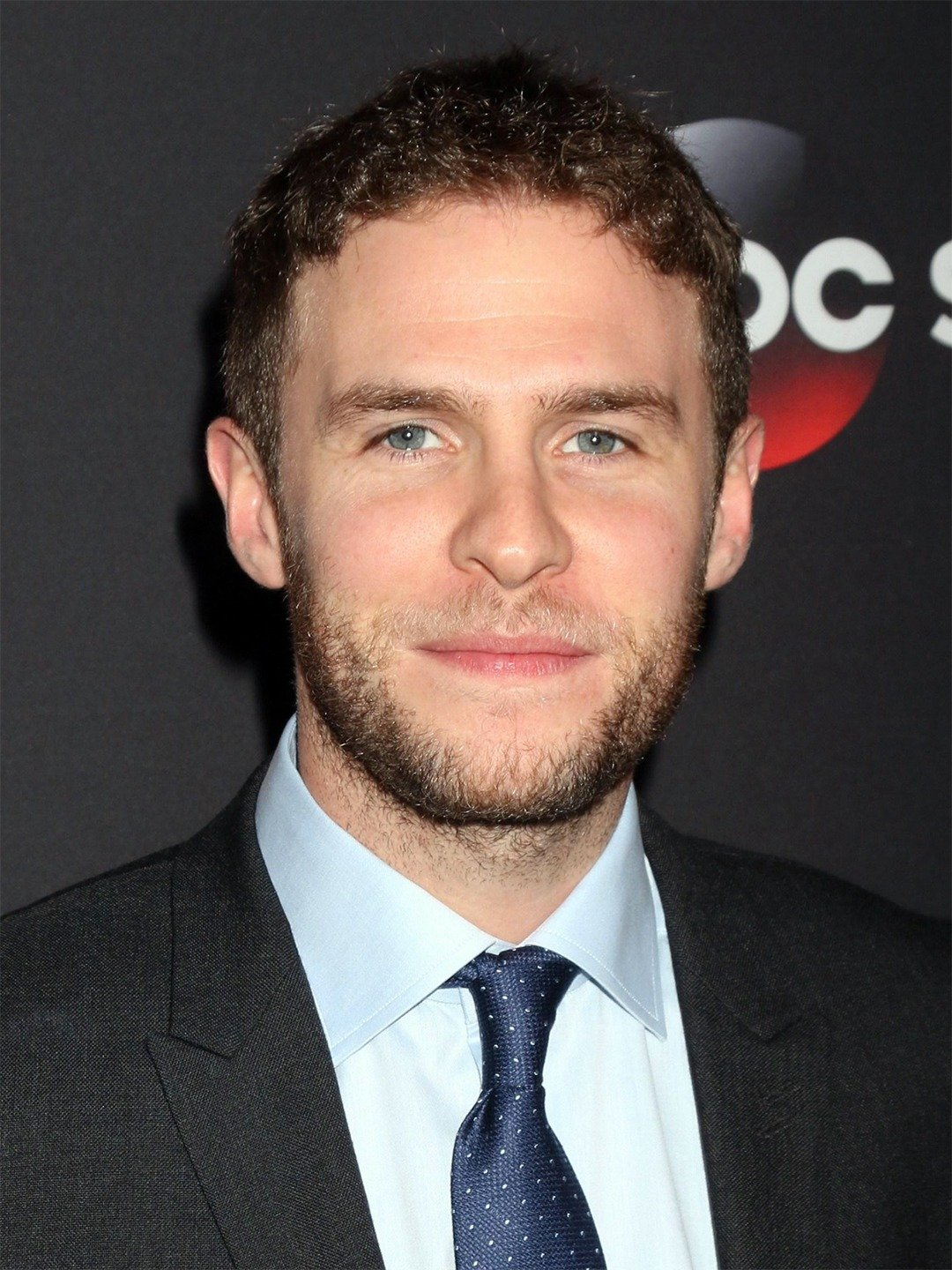 Ian De Caestecker | The Winter King Wiki | Fandom
