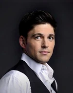 Robert Adamson as Noah Newman