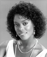 Stephanie E. Williams as Amy Lewis