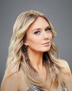 abbywinters.com-hayley-t 
