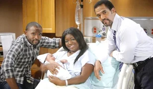 Moses with his family.jpeg (74 KB)