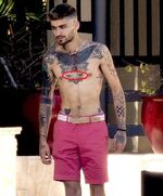 Gigi Hadid’s eyes inked in the center of Zayn’s chest c. Jan 2018