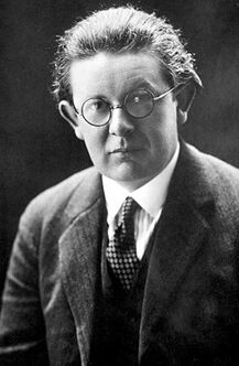 Jean piaget 30s.jpg