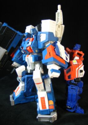 City Commander | Third Party Transformers Wiki | Fandom