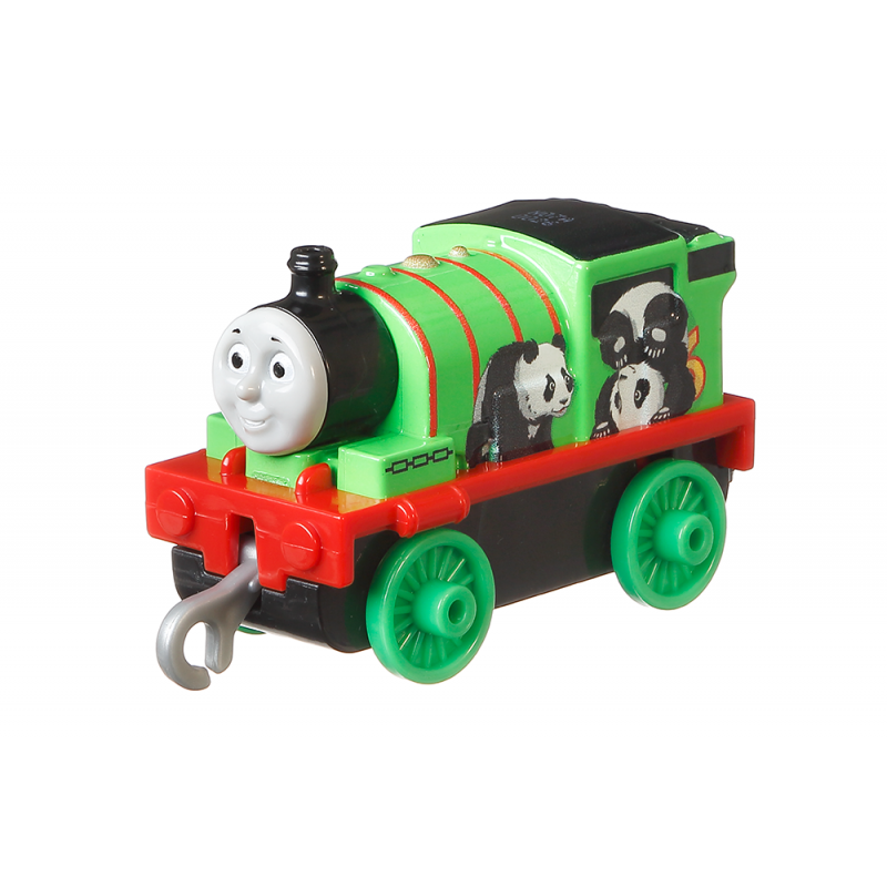 Подошел маленький поезд. Thomas and friends Trackmaster. Thomas and friends Trackmaster Push along.