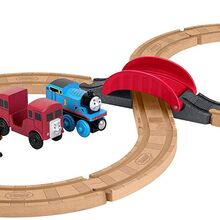 thomas racing figure 8 set