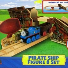 thomas pirate ship figure 8 set