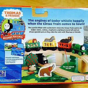 thomas and friends wooden railway circus train