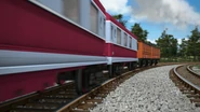 Annie y Clarabel acopladas en la parte trasera de los vagones