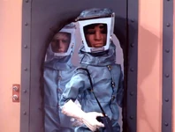 DAOD704.png (397 KB) Into the bridge