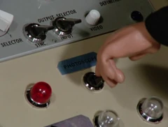 The Hood turning on the photoscope