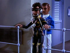 Bondson prepares to dive on the wreck