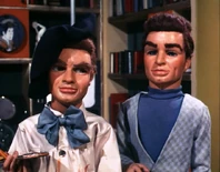 Move778.png (1.1 MB) Looking at Alan's portrait