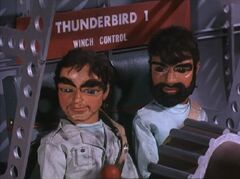 91.jpg (28 KB) Winch Control (The Uninvited)