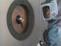 DAOD619.png (234 KB) Trying to make contact with the crew