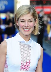 Rosamund Pike 2