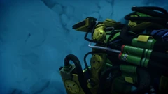 Lower back of the suit detail