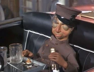 Parker-pseudo-blinker-DAOD.png (827 KB) "Pseudo-blinker": one of his "smiler" heads with added plasticene eyelids.