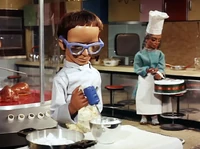 Brains and Kyrano, in the kitchen