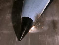 Fireflash's noise scrapes the runway