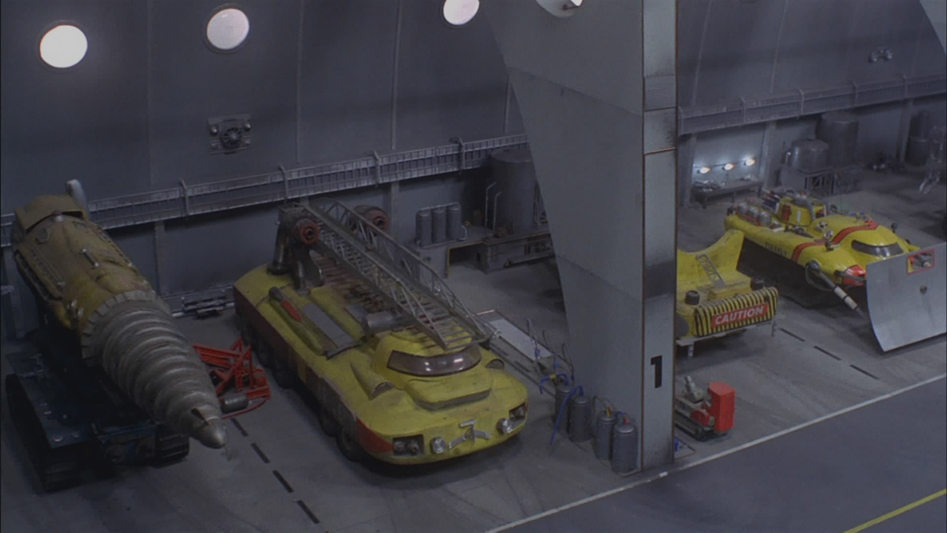 Konami SF Carlton The Pod Vehicles 2 Thunderbirds Thunderizer & The Mole Model