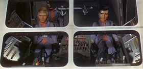 Cockpit window (crew compartment)