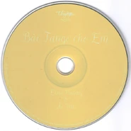 Mặt đĩa CD (tái bản năm 2003)