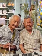 Ngọc Sơn và Lâm Đệ, người có tên trong bút danh Trịnh Lâm Ngân của hai cố nhạc sĩ Trần Trịnh và Nhật Ngân