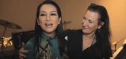 Hương Thủy và Shanda Sawyer