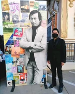 Thế Sơn tại lễ tang của nhạc sĩ Lam Phương