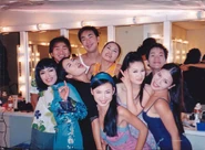 Châu Ngọc, Travis Vũ, Trúc Linh, Lay Minh, Lynda Trang Đài, Loan Châu, Như Quỳnh, Don Hồ và Trúc Lam tại khu vực hậu trường