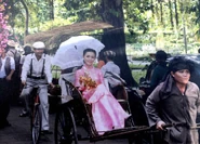 Loan Châu trong quá trình thực hiện video clip Mộng Chiều Xuân