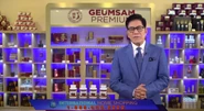 Nguyễn Ngọc Ngạn quảng cáo cho mặt hàng đông trùng hạ thảo trên kênh SET TV