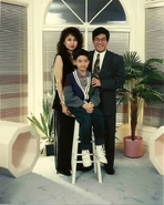 Nguyễn Ngọc Ngạn và gia đình ông vào thập niên 1990