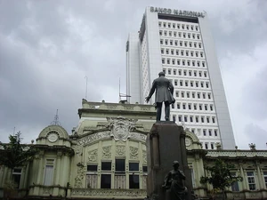 Edificio de Correos y Telégrafos. Banco Nacional.