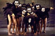 En el musical de 1975.