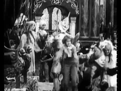 HIS_MAJESTY_THE_SCARECROW_OF_OZ_(1914_-_Silent)_L_Frank_Baum_Classic