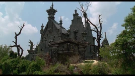Edward-scissorhands-movie-screencaps.com-796