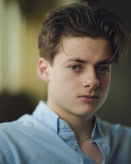 Louis Ashbourne Serkis