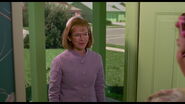Peg not making a sale with Helen.