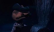 James-giant-peach-disneyscreencaps.com-6228.jpg (111 KB) Mr. Centipede struggling to stay awake.