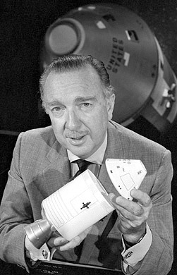 Walter Cronkite - Wikipedia