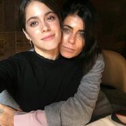 Tini and her mom