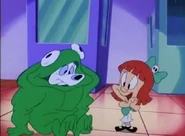 Elmyra dresses Arnold as a frog...