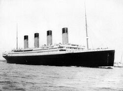 800px-RMS Titanic 3
