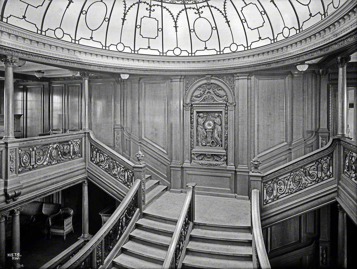 inside the titanic before it sank in color