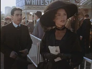 When she is ready to get on board the Titanic, Isabella encounters her former lover Wynn