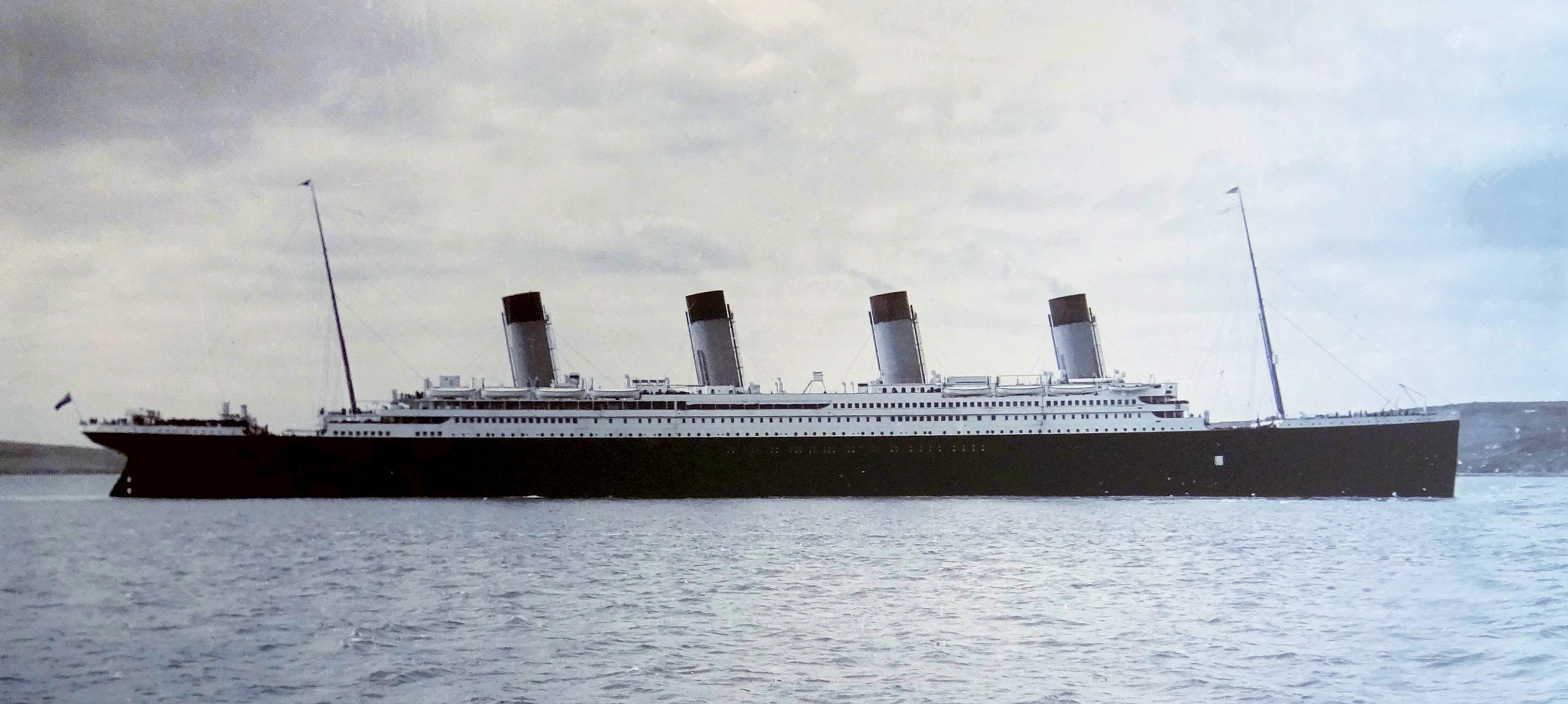 титаник по какому океану плыл титаник. Titanic Cobh Harbour 1912. титаник по какому океану плыл титаник фото. титаник по какому океану плыл титаник-Titanic Cobh Harbour 1912. картинка титаник по какому океану плыл титаник. картинка Titanic Cobh Harbour 1912