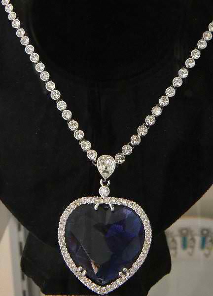 The Heart of the Ocean Diamond Necklace - BAUNAT