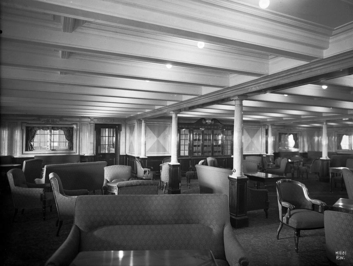 inside the titanic 2nd class